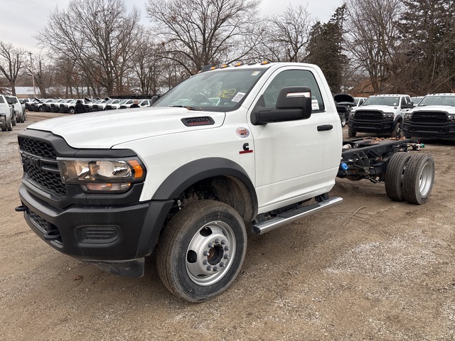 2024 Ram 5500 4x4 Cab and Chassis (Unused)