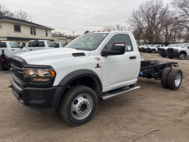 2024 Ram 5500 4x4 Cab and Chassis (Unused)