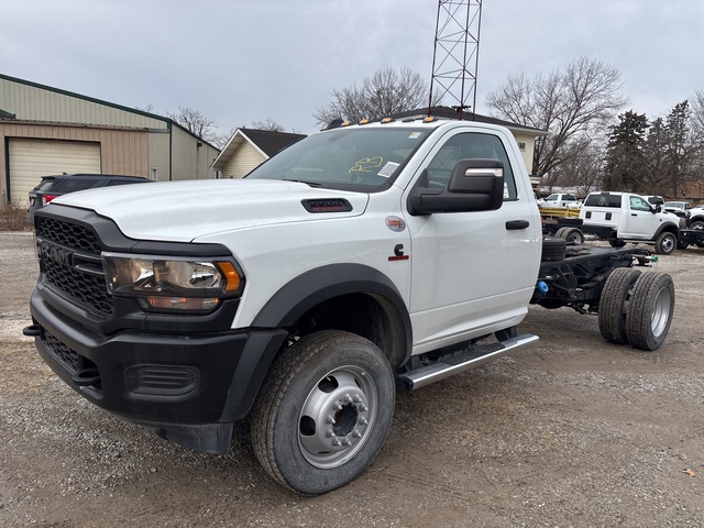 2024 Ram 5500 4x4 Cab and Chassis (Unused)