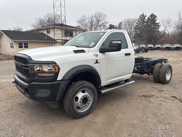 2024 Ram 5500 4x4 Cab and Chassis (Unused)