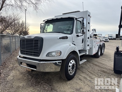 2012 Freightliner 6x4 Alternative Fuel شاحنة جر (Inoperable)