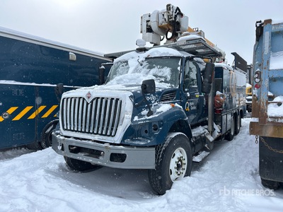 2007 Posi-Plus 400-46-R 46 ft on 2008 International 7400 6x4 Extended Cab Bucket Truck (Inoperable)