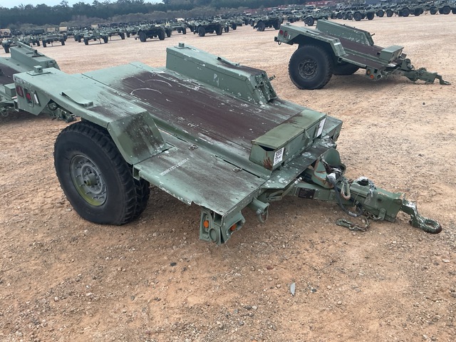 US ARMY Tank Automotive Command M1102 S/A Trailer Chassis