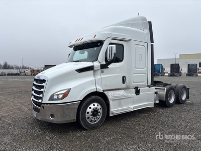 2021 Freightliner Cascadia 116 6x4 T/A Sleeper Truck Tractor
