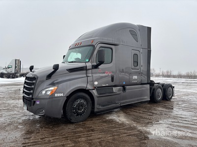 2019 Freightliner Cascadia 126 6x4 T/A Sleeper Truck Tractor