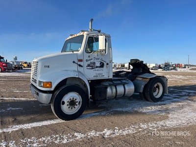 1990 International 8100 S/A Day Cab Truck Tractor