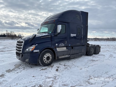 2019 Freightliner Cascadia 126 6x4 T/A Sleeper Truck Tractor