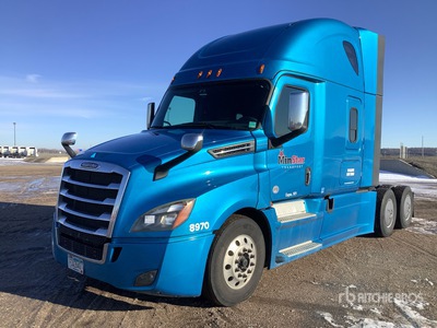 2019 Freightliner Cascadia 126 6x4 T/A Sleeper Truck Tractor