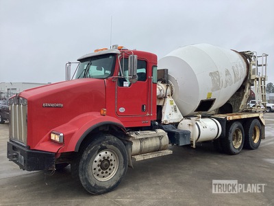 2017 Kenworth T800 Mixer Truck