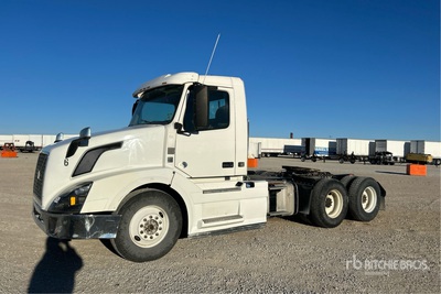 2016 Volvo VNL 6x4 3-Achs Sattelzugmaschine