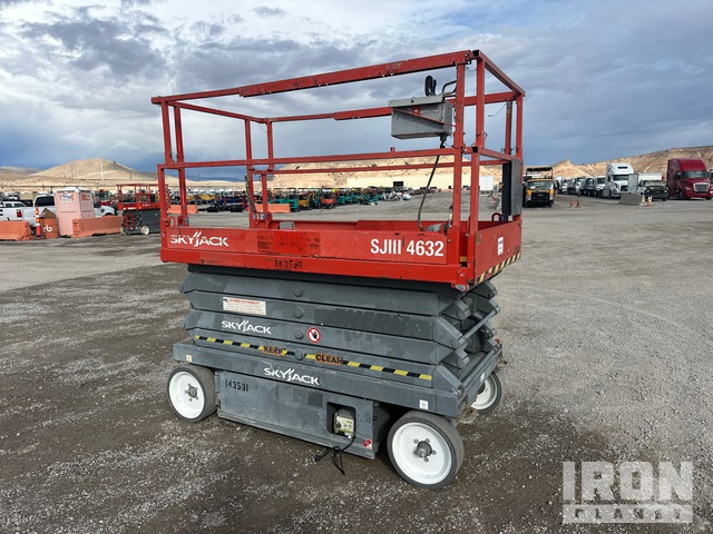 ELEVADOR TIJERA 2014 SKYJACK SJIII4632