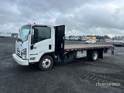 2019 Isuzu NPR 4x2 Flatbed Truck
