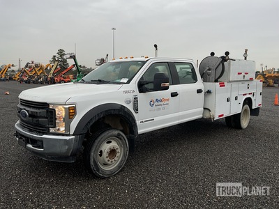 2019 Ford F-450 XL 4x2 Crew Cab Fuel and Lube Truck