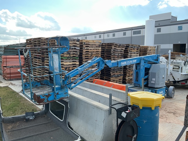 2007 Genie Z-34/22N 2WD Electric Articulating Boom Lift (Inoperable)