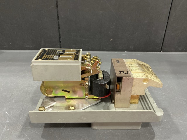 (3) SPD ACB3200HR TRP U COIL RTG 3200A Trip Units