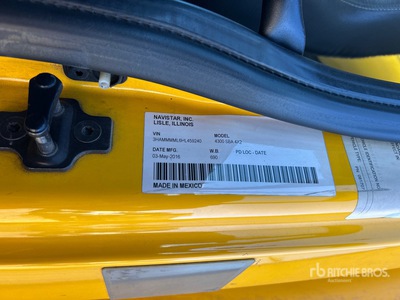 2017 International 4300 شاحنة فان