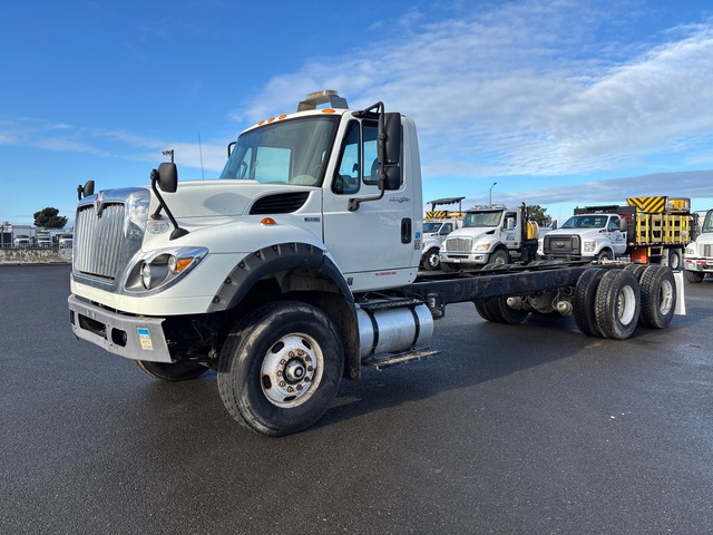 2012 International 7600 4x2 Cab and Chassis