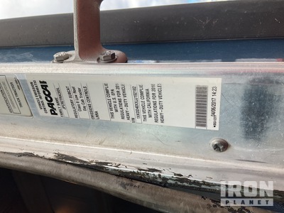 2018 Kenworth T800 T/A Day Cab Truck Tractor