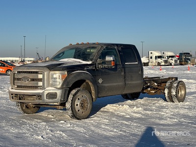 2016 Ford F-550 XLT 4x4 Crew Cab Cab and Chassis