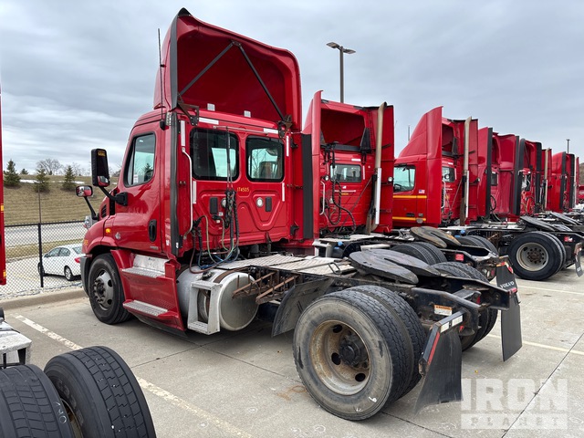 CAMIóN 2017 FREIGHTLINER