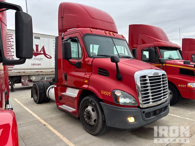 CAMIóN 2017 FREIGHTLINER