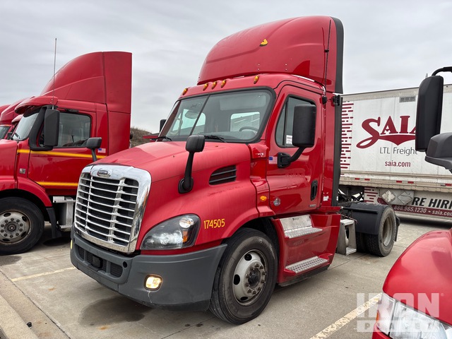 CAMIóN 2017 FREIGHTLINER