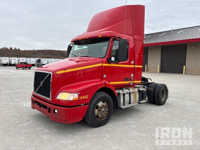 2015 Volvo VNM42T200 4x2 Tracteur Routier