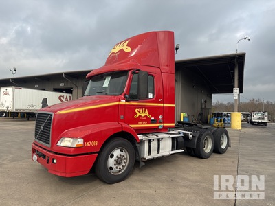 2015 Volvo VNM 6x4 T/A Day Cab Truck Tractor