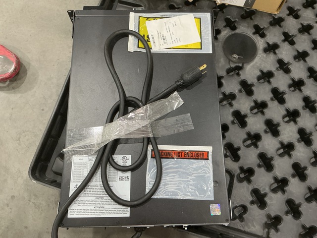 APC SMX3000RMLV2U Uninterruptible Power Supply