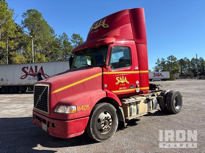 2016 Volvo VNM42T 4x2 Day Cab Truck Tractor