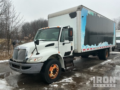2009 International 4300 4x2 Van Truck