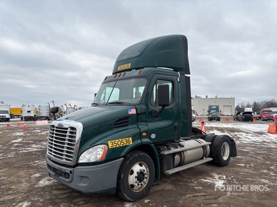2016 Freightliner Cascadia 113 4x2 2-Achs Sattelzugmaschine