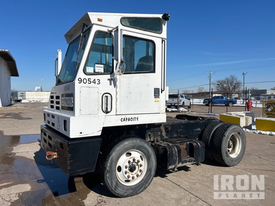 2001 Capacity TJ5000 4x2 Spotter Truck