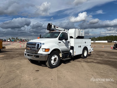 2015 Ford F-750 XLT 4x2 Service Truck