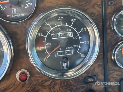 1999 Kenworth W900 T/A Sleeper Truck Tractor