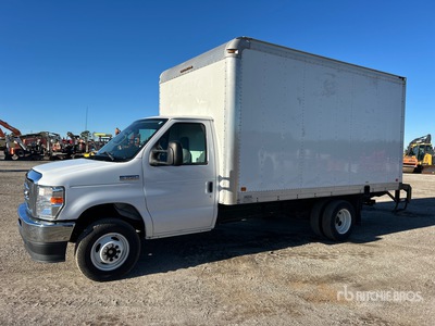 2021 Ford E-350 4x2 Furgoneta caja cerrada