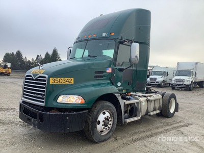 2016 Mack CXU612 4x2 S/A Dagcabine Trekker