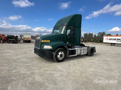 2016 Mack CXU612 4x2 S/A Day Cab Truck Tractor