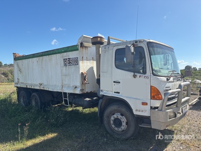 2008 Hino FM1J 6x4 T/A Dump Truck