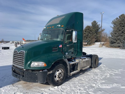 2016 Mack CXU612 4x2 S/A Day Cab Truck Tractor