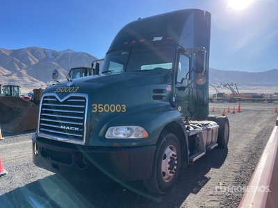2016 Mack CXU612 4x2 S/A Day Cab Truck Tractor