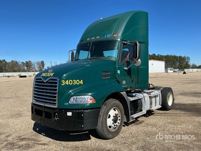 2015 Mack CXU612 4x2 S/A Day Cab Truck Tractor