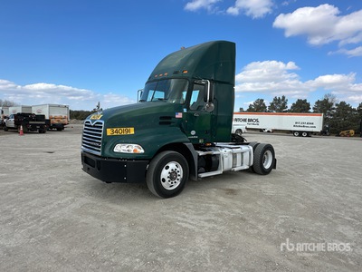 2015 Mack CXU612 4x2 S/A Day Cab Truck Tractor