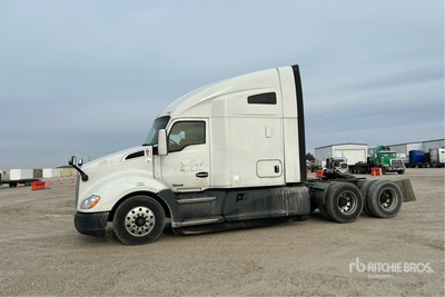2021 Kenworth T680 6x4 Cabeza Tractora Cabina Dormitorio