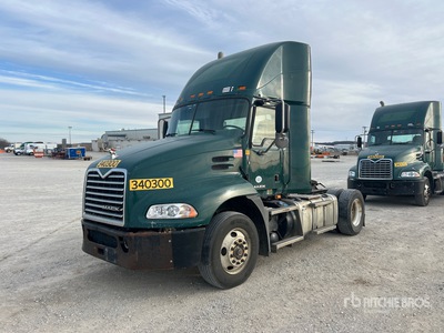 2015 Mack CXU612 4x2 S/A Day Cab Truck Tractor