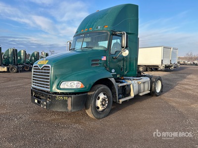 2015 Mack CXU612 4x2 S/A Day Cab Truck Tractor