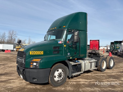 2020 Mack Anthem 6x4 Ciągnik siodłowy T/A z kabiną dzienną