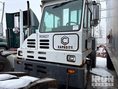 2004 Capacity TJ5000 4x2 Spotter Truck
