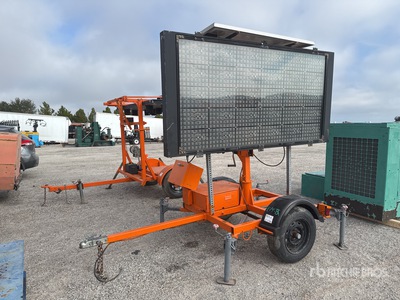 2015 Wanco Arrow Board