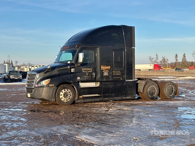 2021 Freightliner Cascadia 126 6x4 T/A Sleeper Truck Tractor
